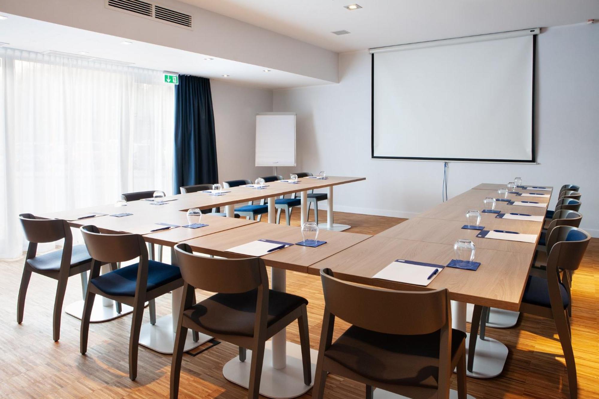 Express Neunkirchen By Ihg Hotel